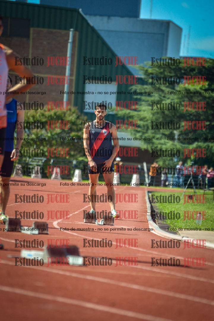 Fotos de los 400 m llanos de varones