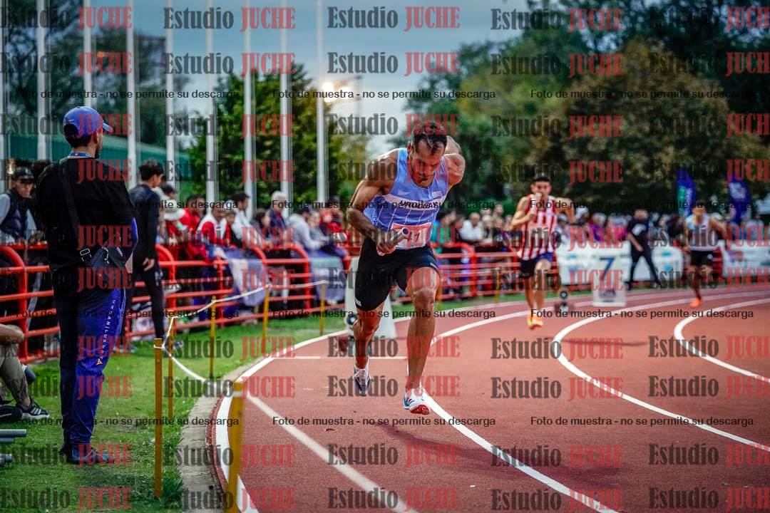 Fotos de los relevos 4x400 m mixtos