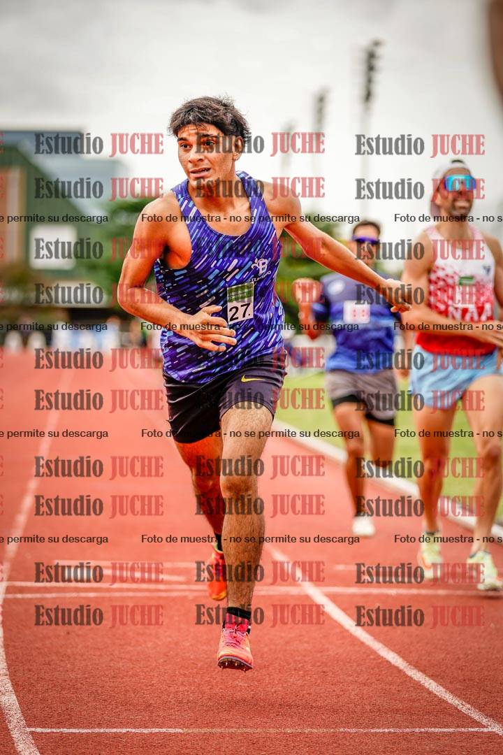 Fotos de los 800 m de varones