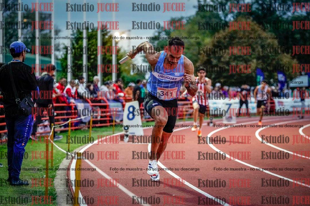 Fotos de los relevos 4x400 m mixtos