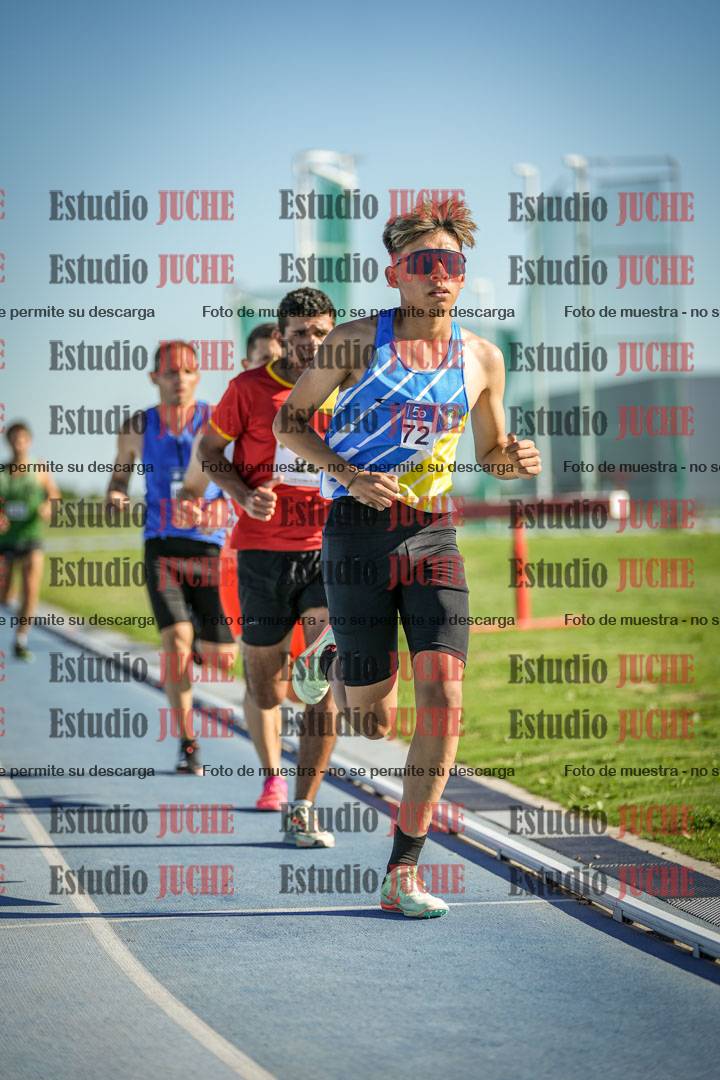 Fotos de los 3000 m llanos de varones