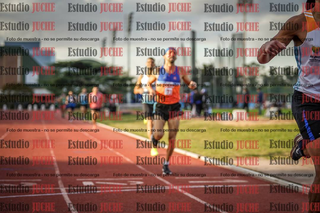 Fotos de los 1500 m llanos de varones
