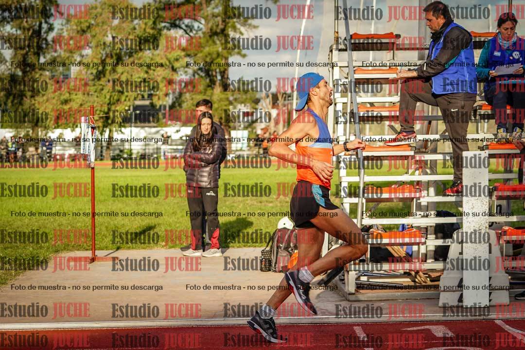 Fotos de los 1500 m llanos de varones