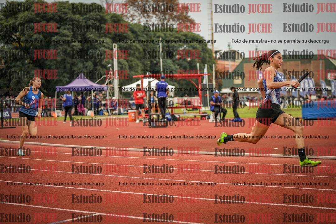 Fotos de las postas 4x100 m llanos de mujeres