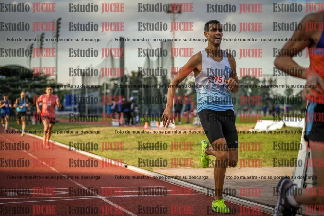 Fotos de los 1500 m llanos de varones