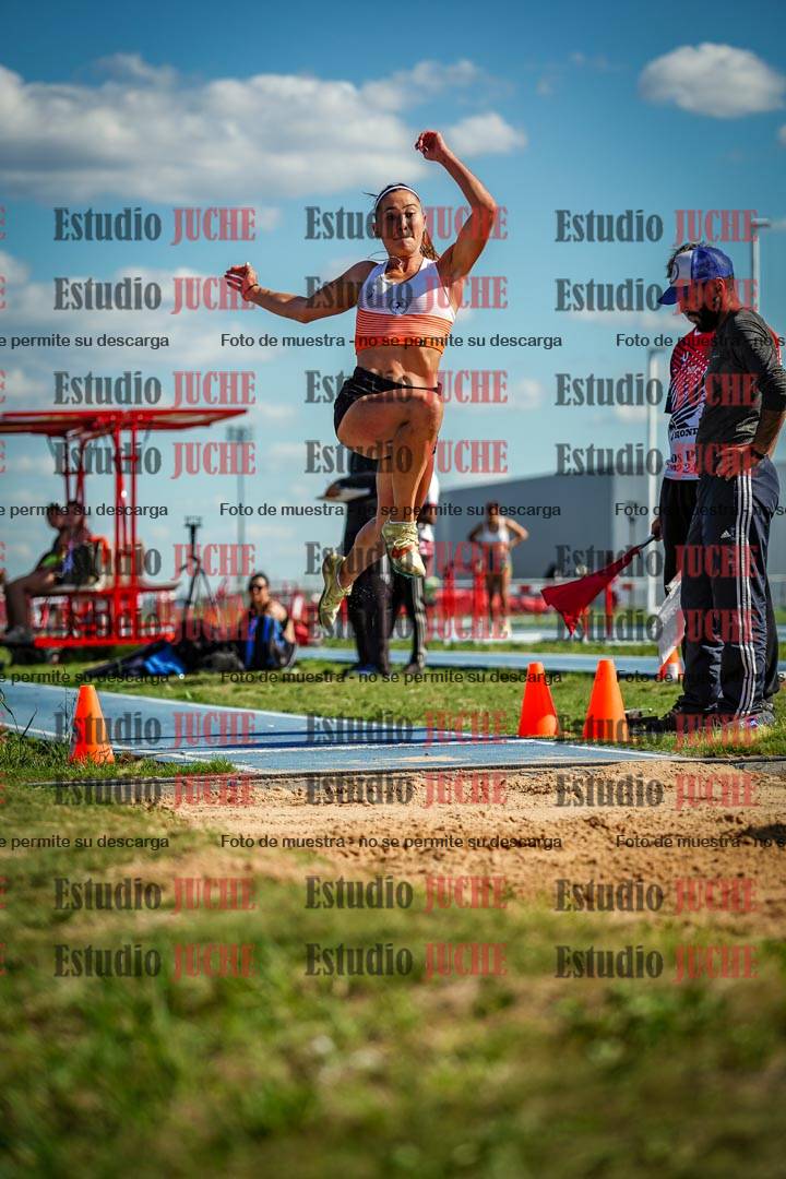 Fotos del salto en largo de mujeres - invitados