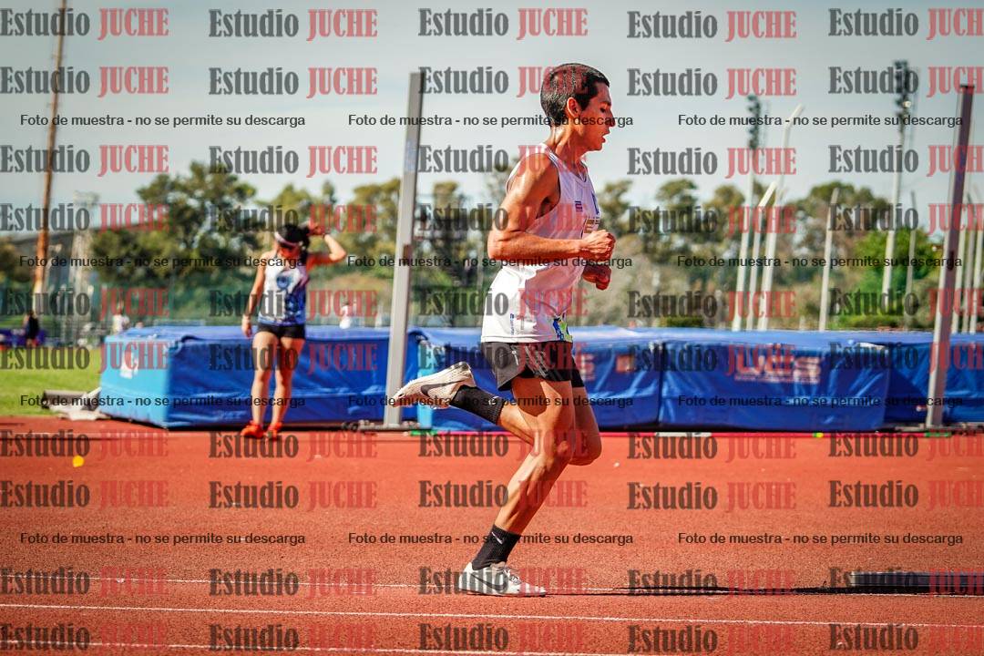 Fotos de los 5000 m llanos de mujeres y varones