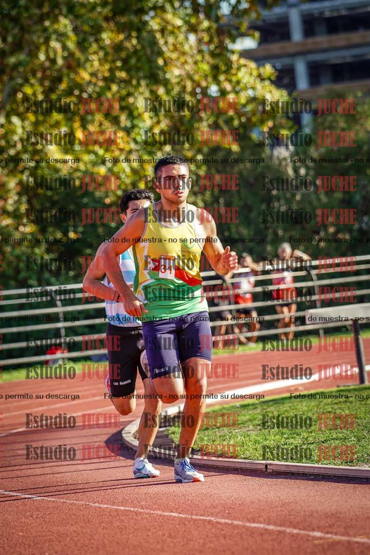 Fotos de los 3000 m llanos de varones