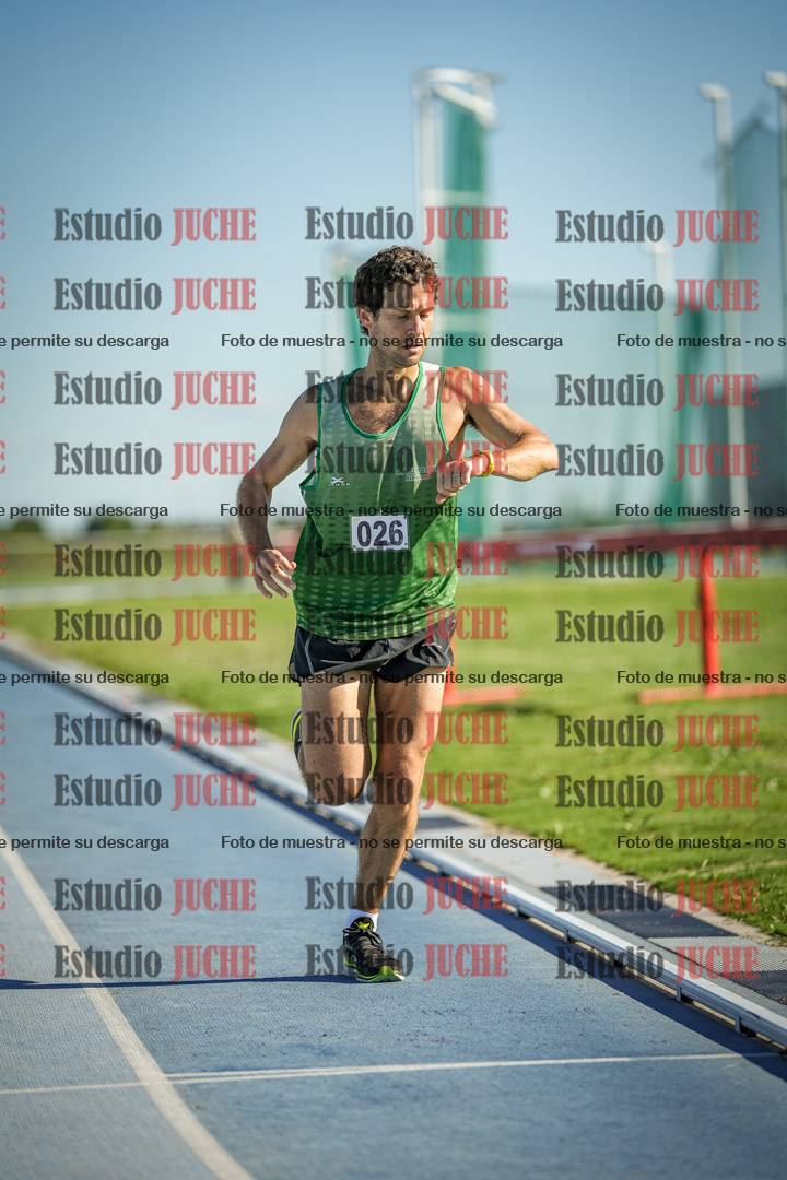 Fotos de los 3000 m llanos de varones