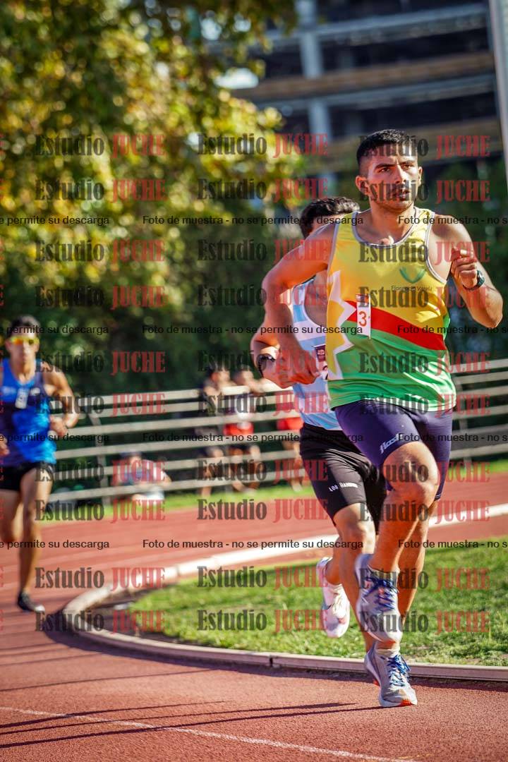 Fotos de los 3000 m llanos de varones