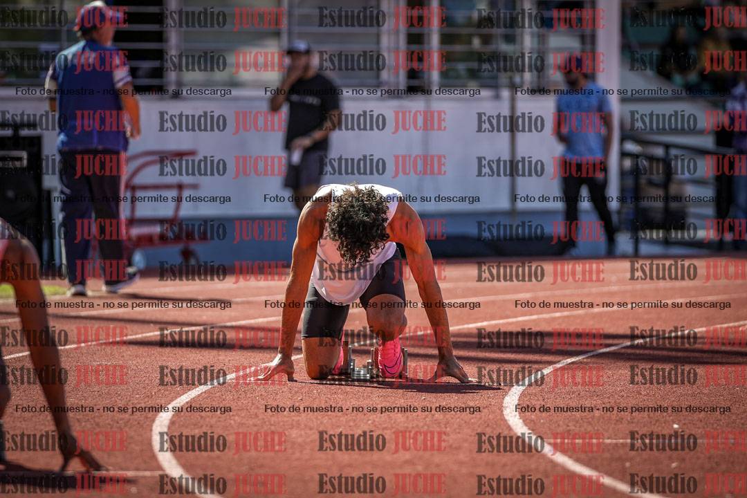 Fotos de los 400 m llanos de varones