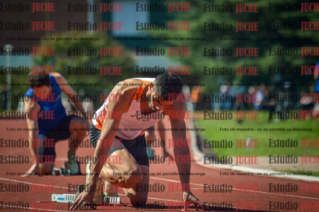 Fotos de los 400 m llanos de varones