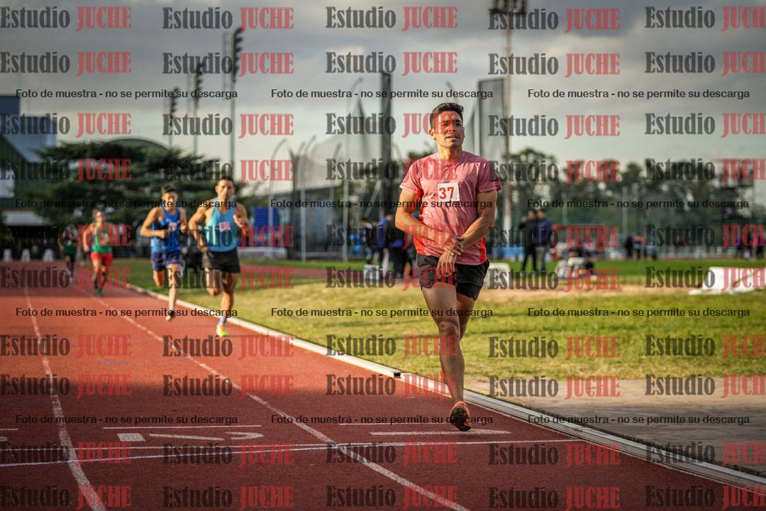 Fotos de los 1500 m llanos de varones