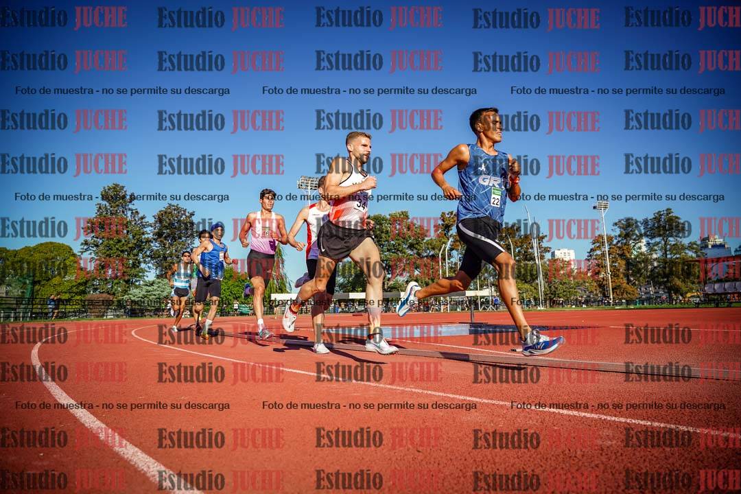 Fotos de los 3000 m llanos de varones