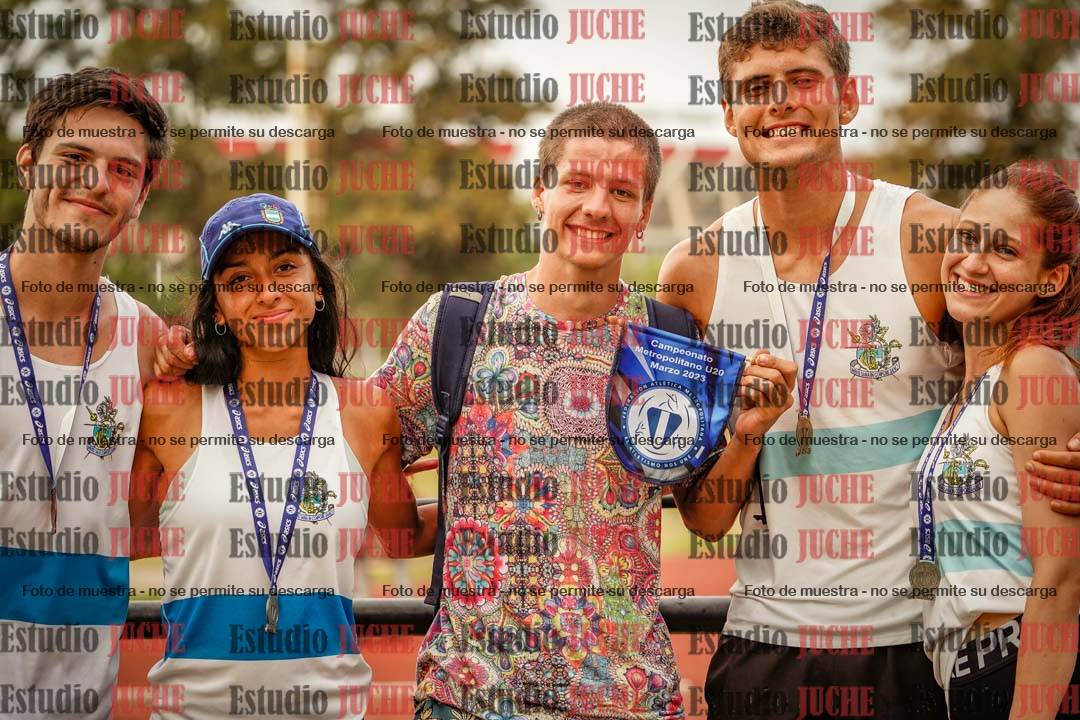 Fotos de algunos podios y extras del torneo