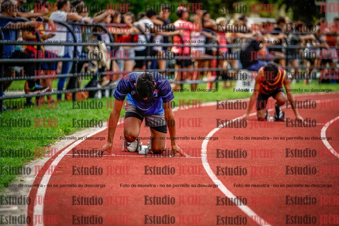 Fotos de los 400 m llanos de varones