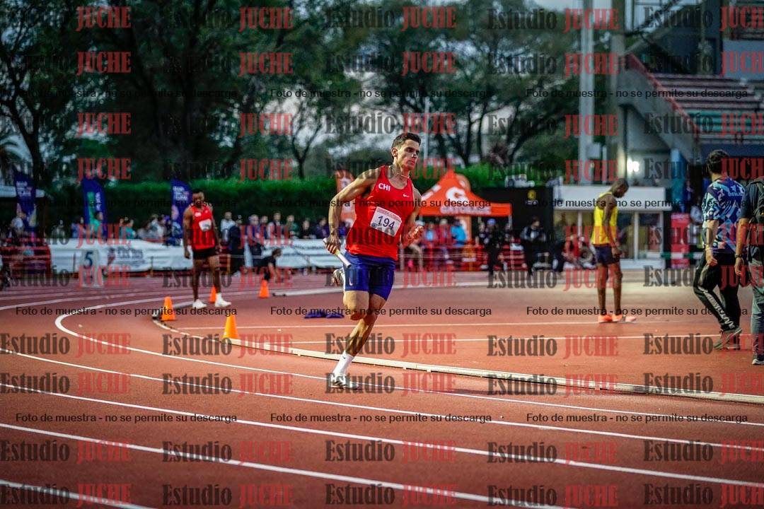 Fotos de los relevos 4x400 m mixtos