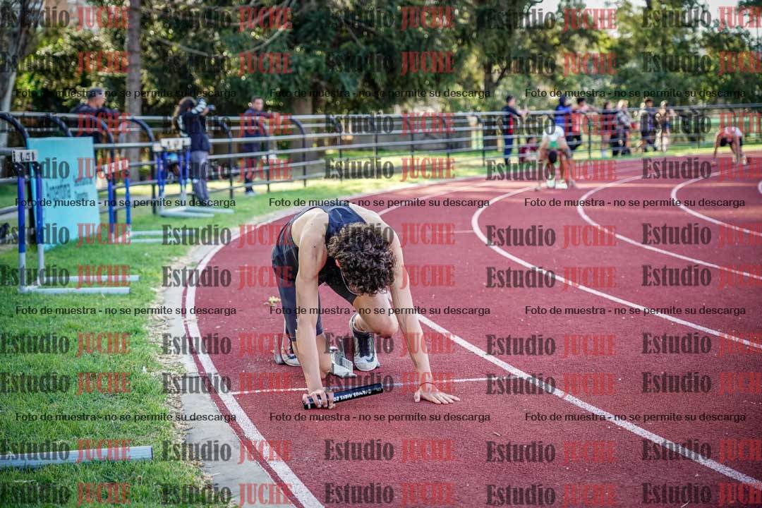 Fotos de las Postas 4x400 m de varones