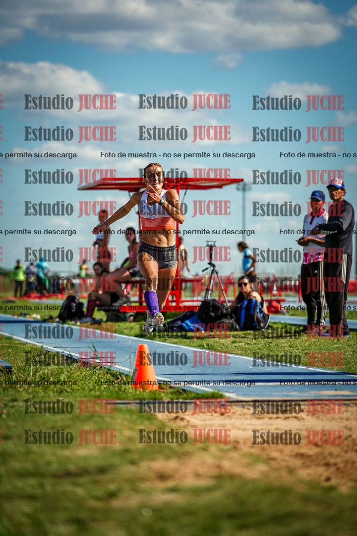 Fotos del salto en largo de mujeres - invitados