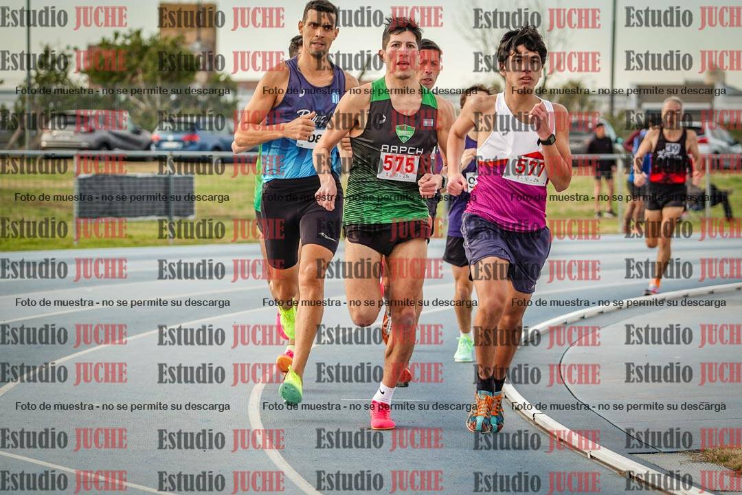 Fotos de los 1500 m llanos de varones