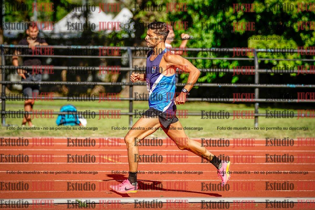 Fotos de los 3000 m llanos de varones