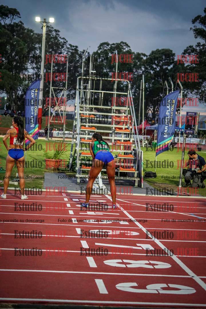 Fotos de los relevos 4x400 m mixtos
