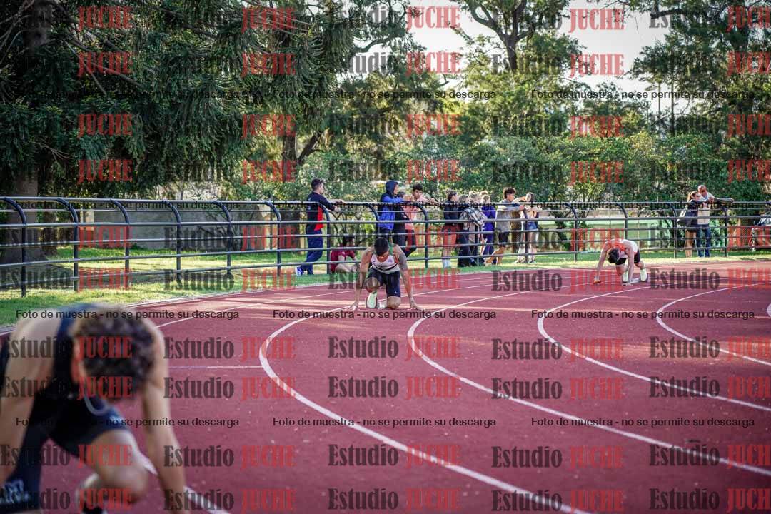 Fotos de las Postas 4x400 m de varones