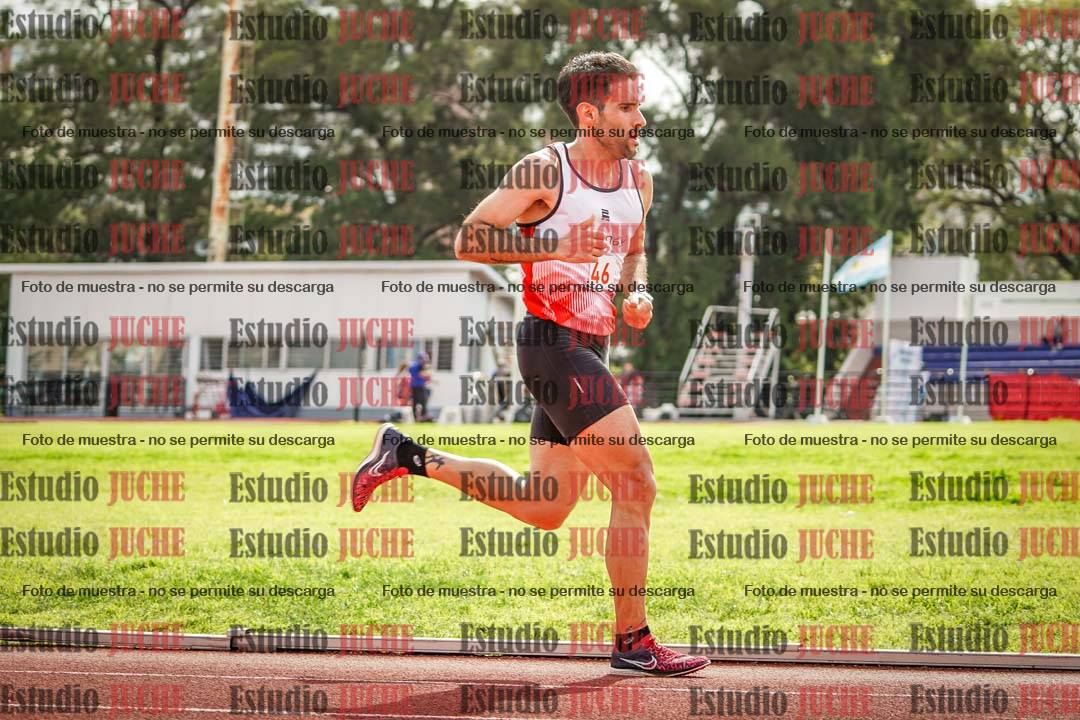 Fotos de los 3000 m llanos de varones