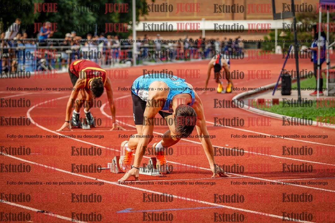 Fotos de los 400 m llanos de varones