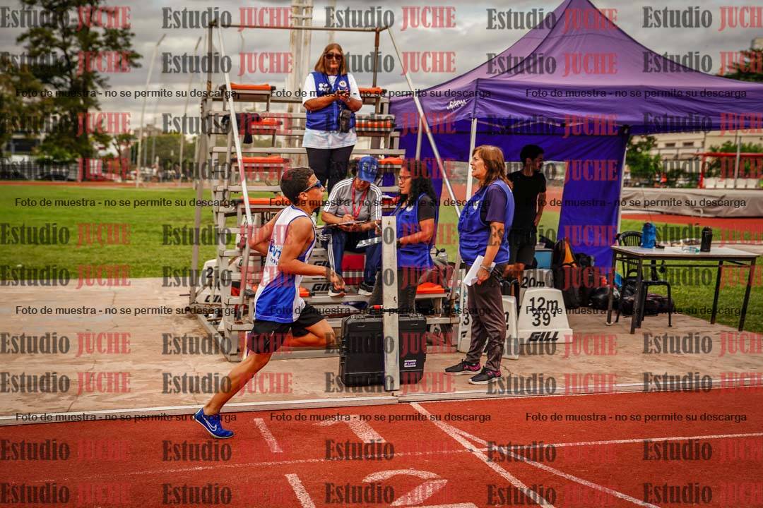 Fotos de los 800 m de varones