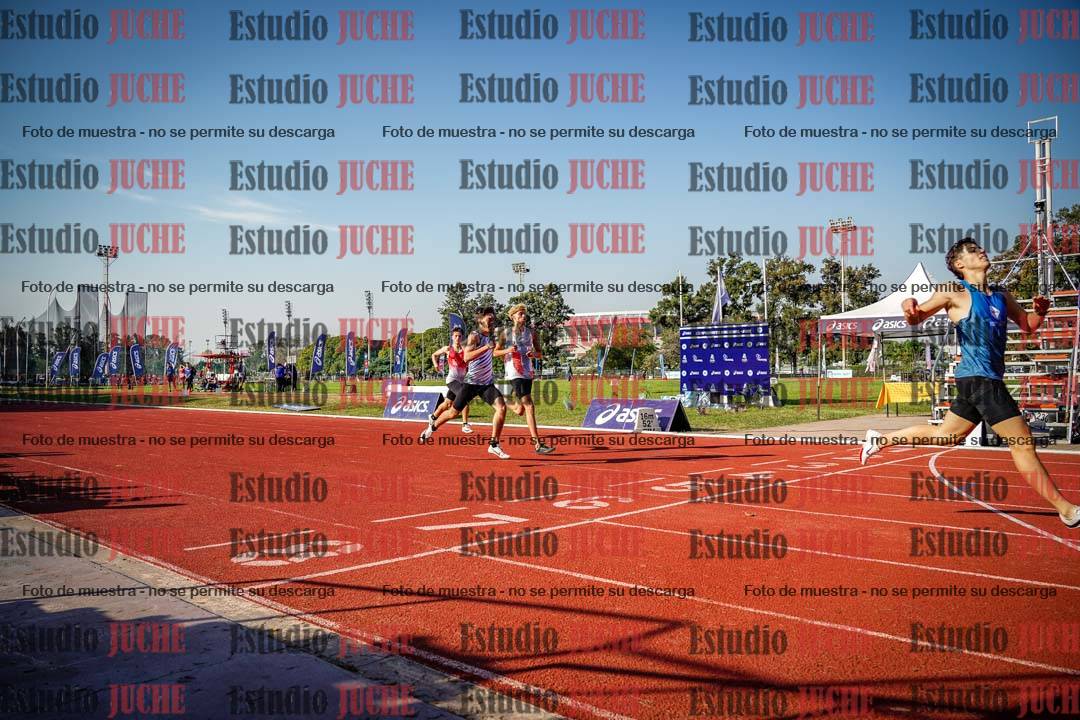 Fotos de los 400 m con vallas de varones