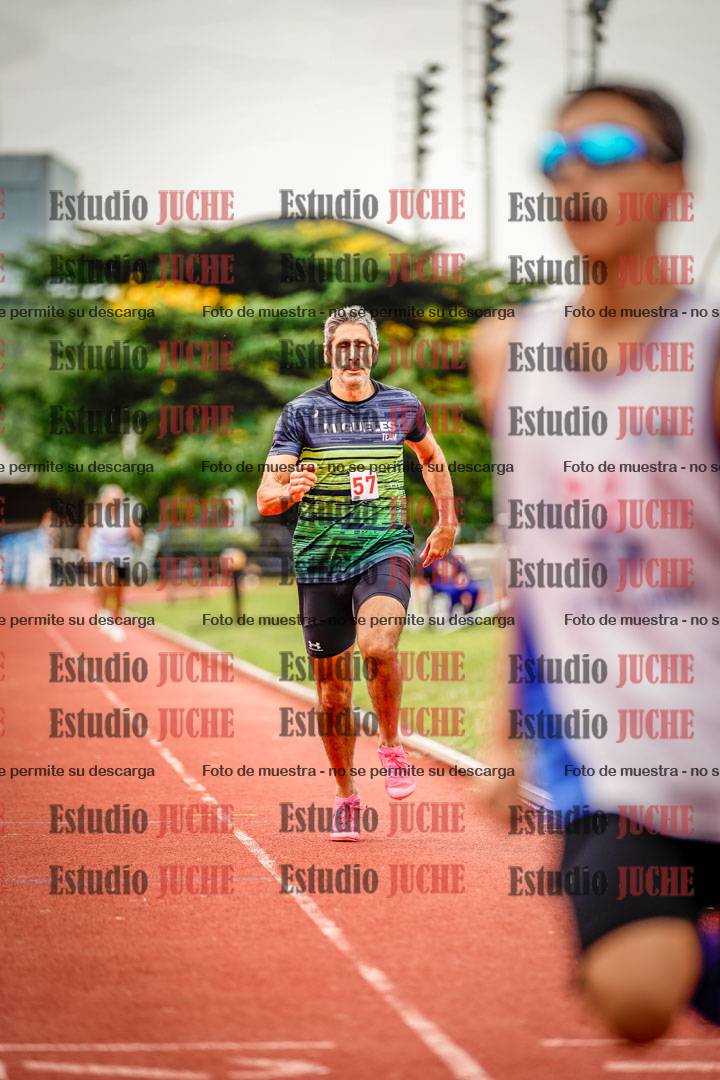 Fotos de los 800 m de varones