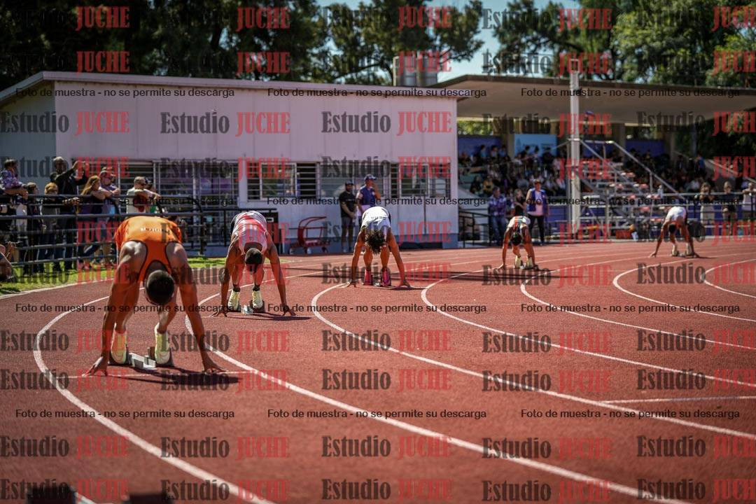 Fotos de los 400 m llanos de varones