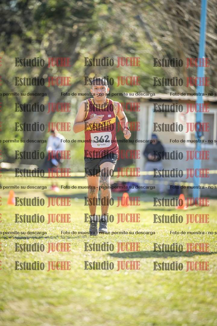 Fotos de la llegada del cross de 8000 m
