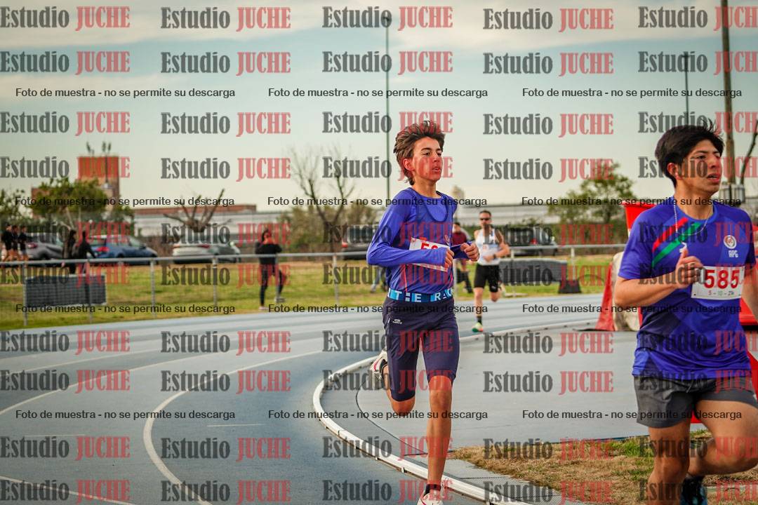 Fotos de los 1500 m llanos de varones