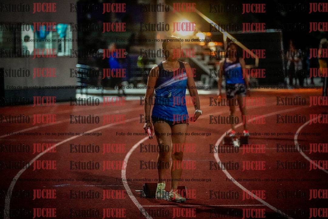 Fotos de las postas 4x100 m mixtas