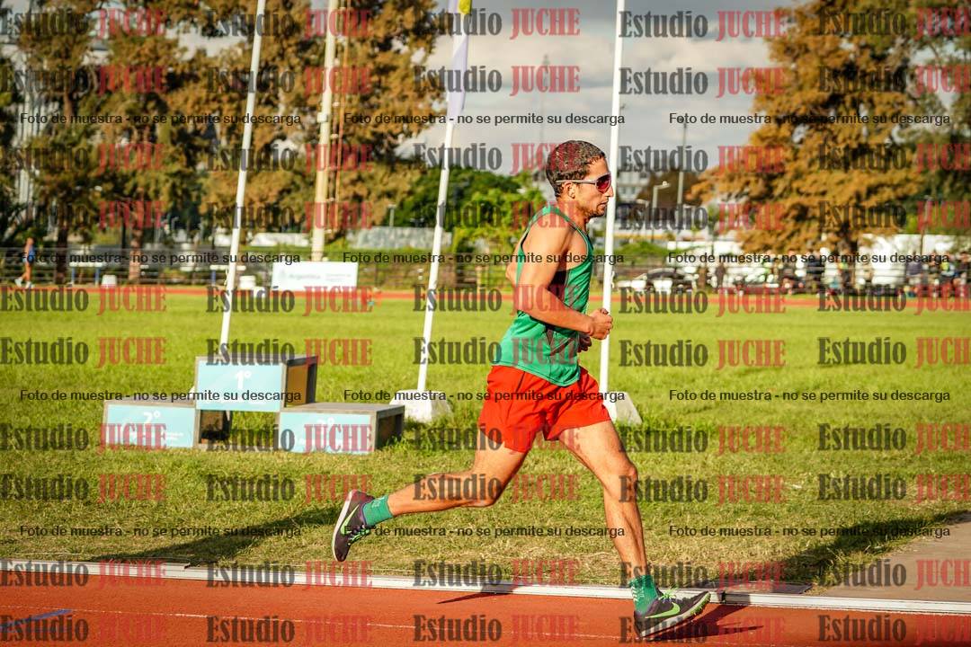 Fotos de los 1500 m llanos de varones