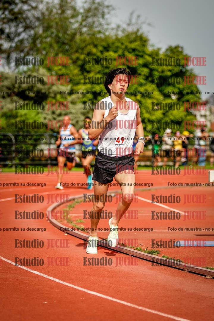 Fotos de los 3000 m llanos de varones