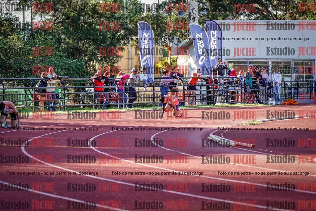 Fotos de las Postas 4x400 m de varones