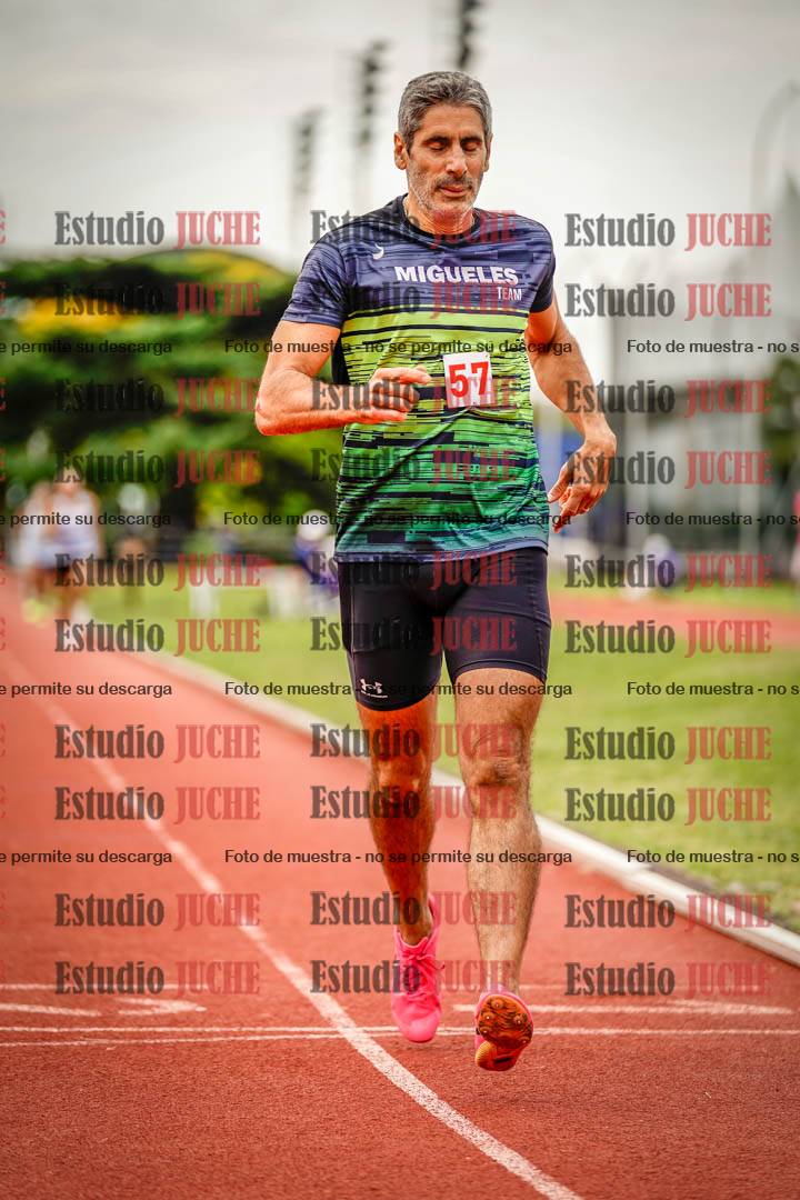 Fotos de los 800 m de varones