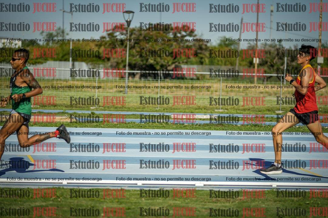 Fotos de los 3000 m llanos de varones