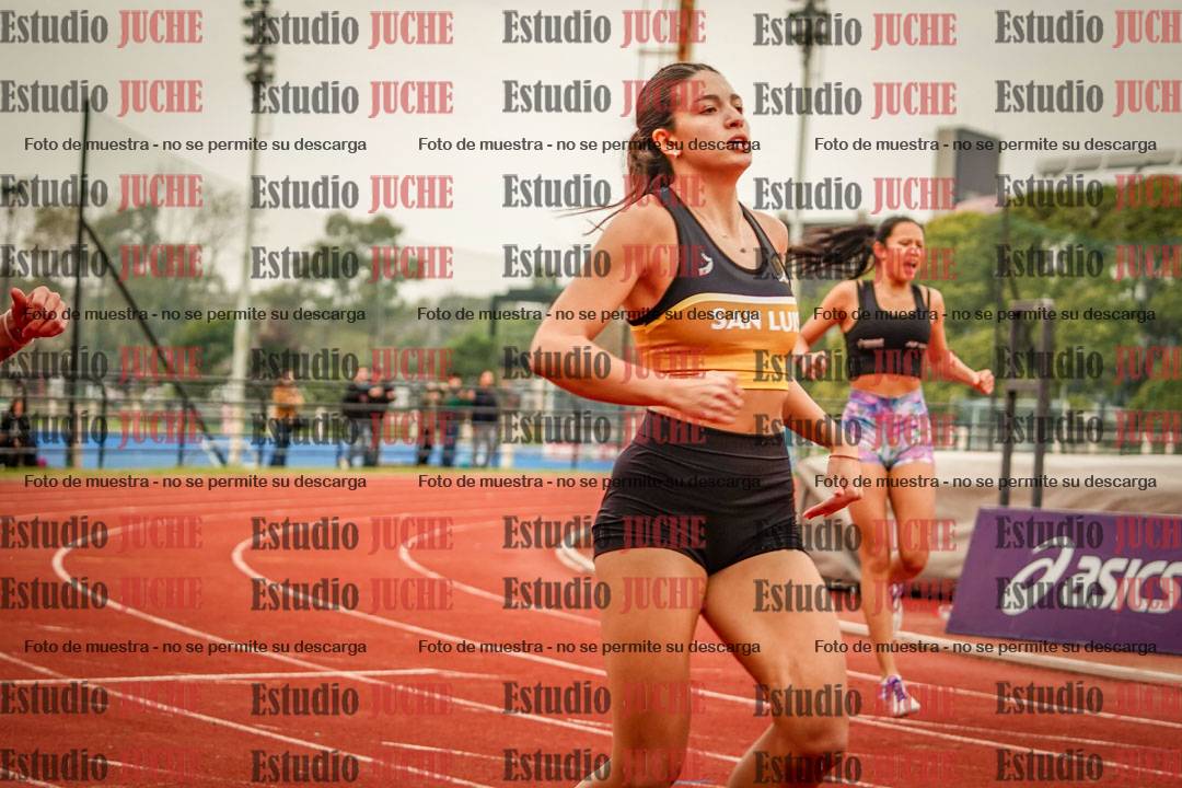 Fotos de las postas 4x100 m llanos de mujeres