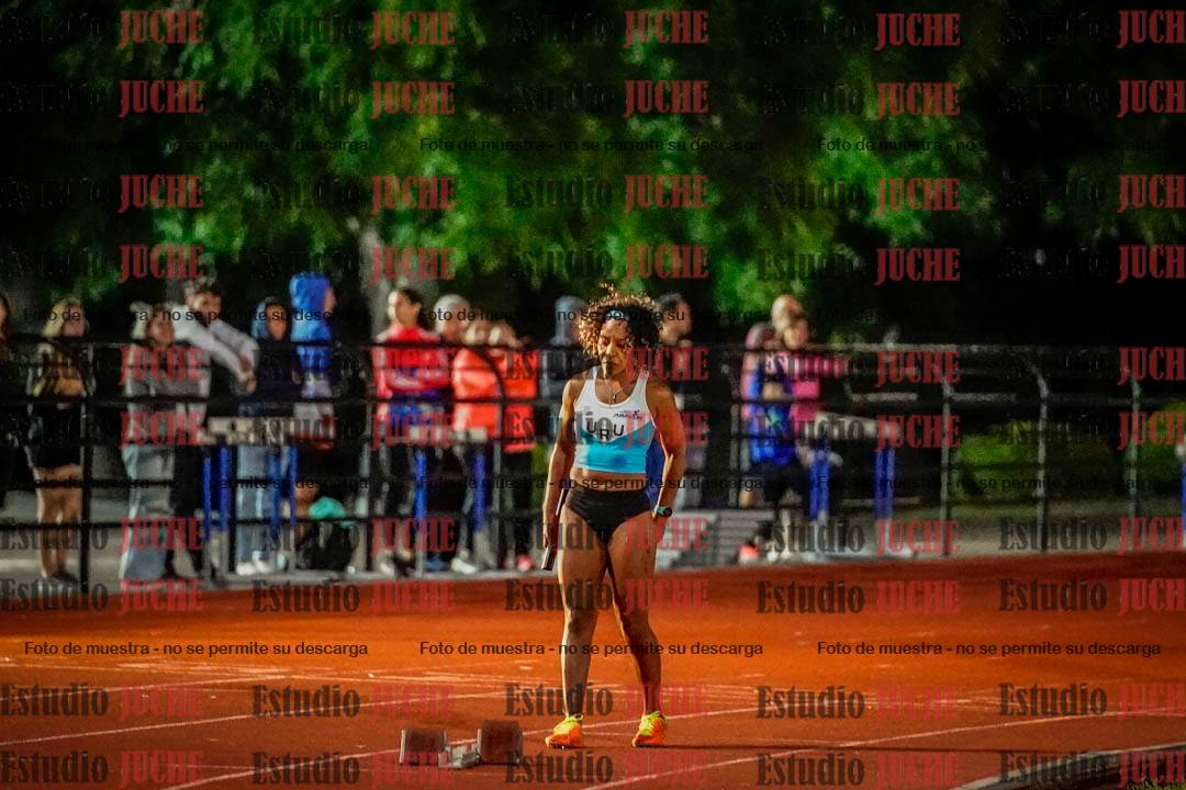 Fotos de las postas 4x100 m mixtas