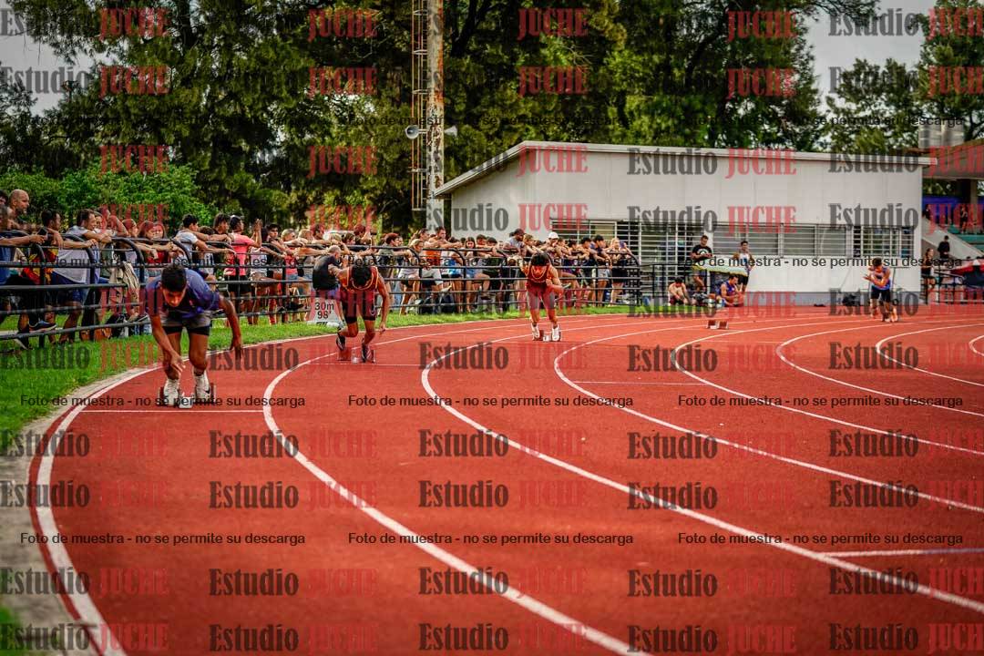 Fotos de los 400 m llanos de varones