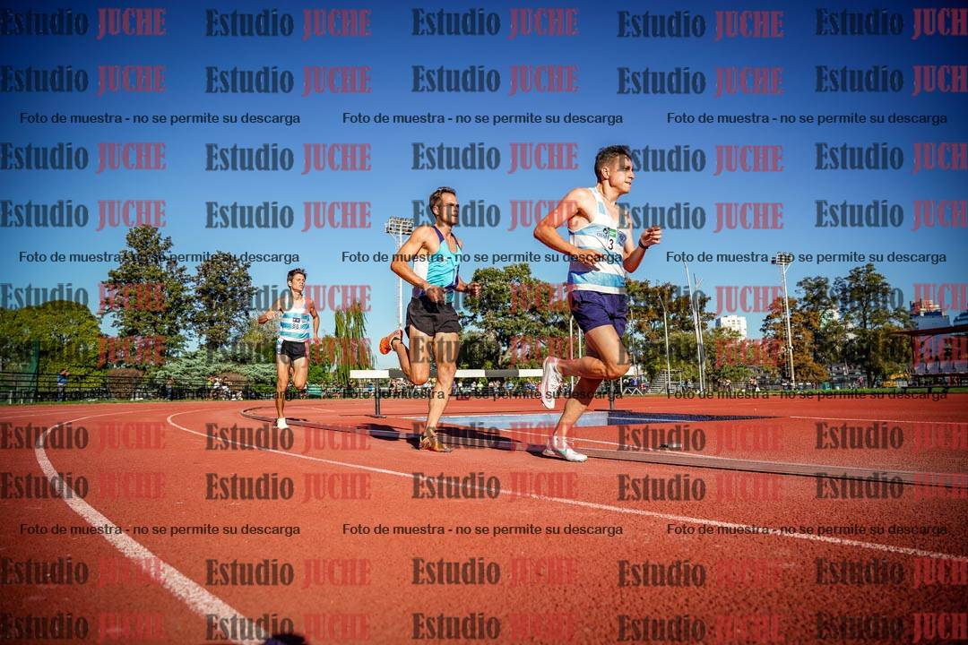 Fotos de los 3000 m llanos de varones
