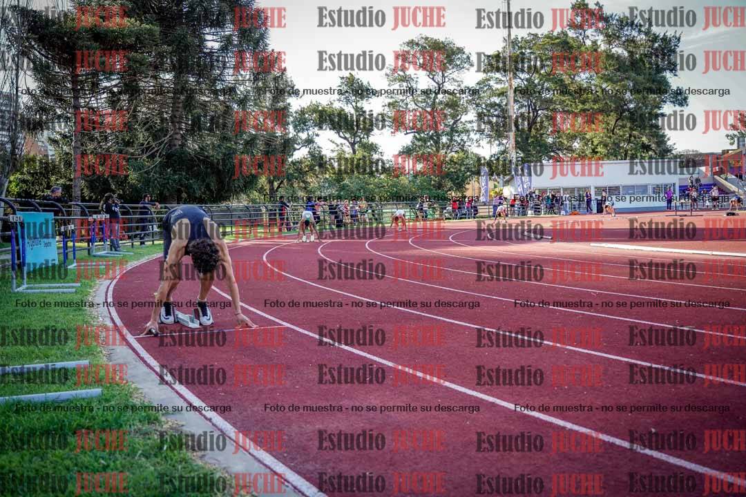 Fotos de las Postas 4x400 m de varones