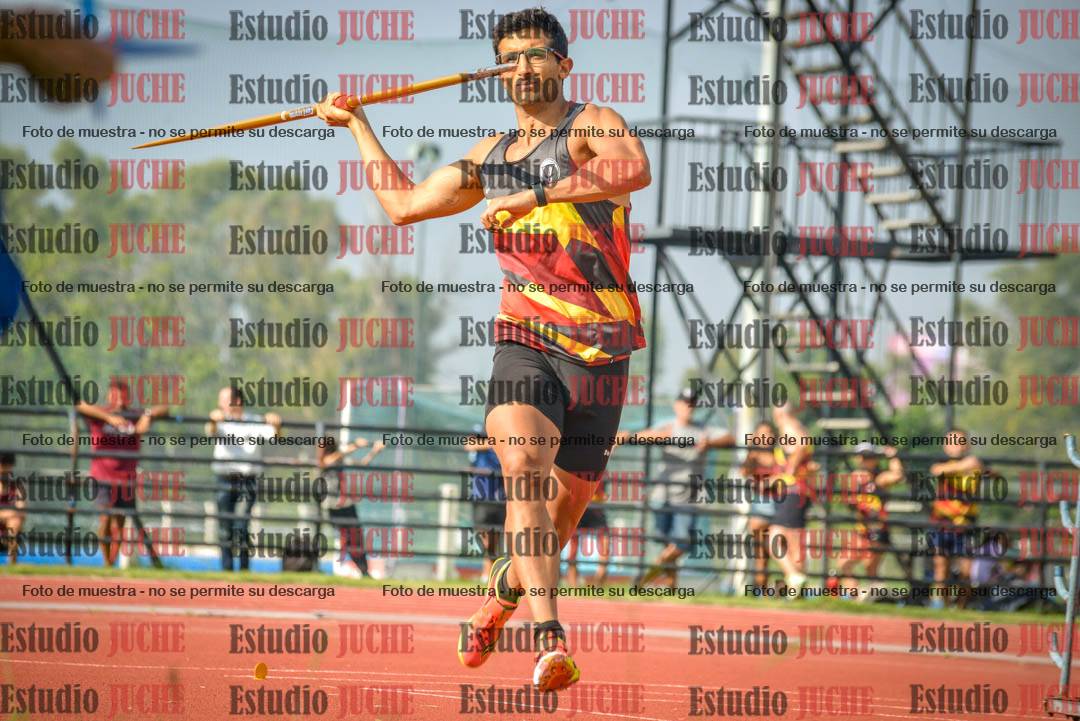 Fotos del lanzamiento de jabalina de varones