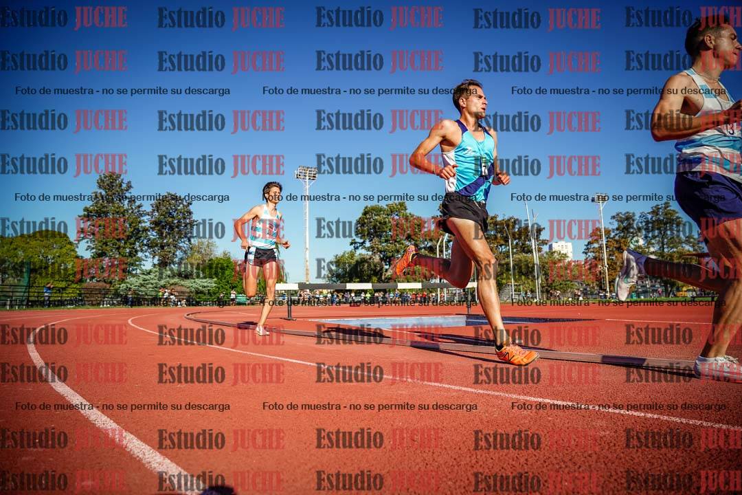 Fotos de los 3000 m llanos de varones