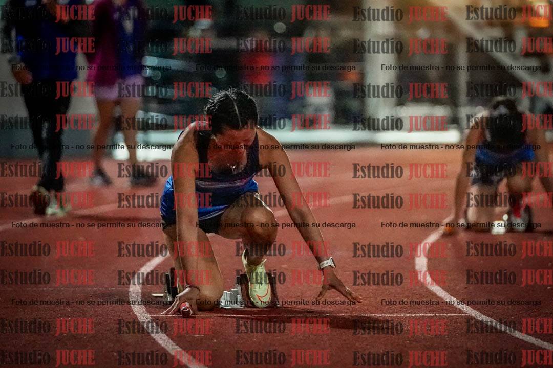 Fotos de las postas 4x100 m mixtas