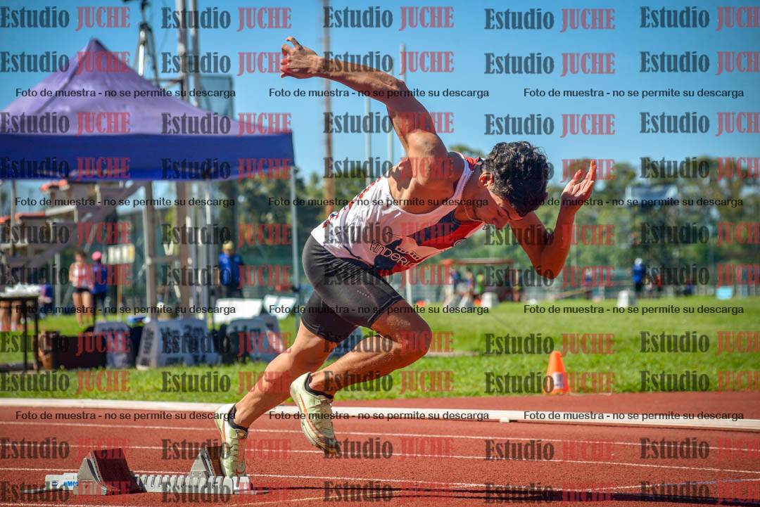 Fotos de los 400 m llanos de varones